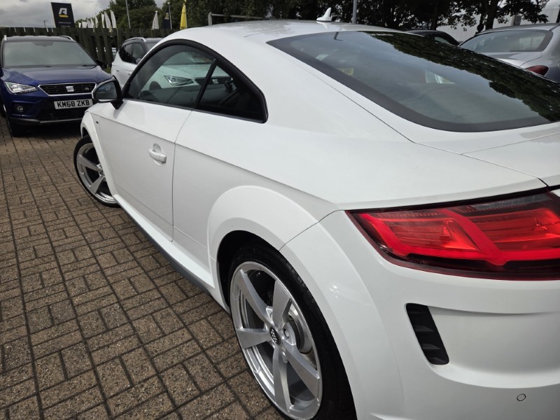 2020 (69) AUDI TT 40 TFSI S Line 2dr S Tronic 5717413