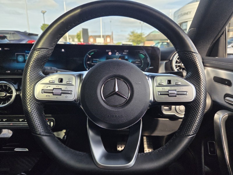 2022 (71) MERCEDES-BENZ CLA 220d AMG Line Premium Plus 5dr Tip Auto 5717543