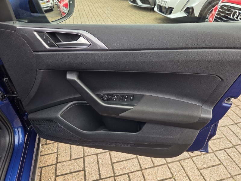 2023 (23) VOLKSWAGEN TAIGO 1.0 TSI 110 Style 5dr DSG 5724331