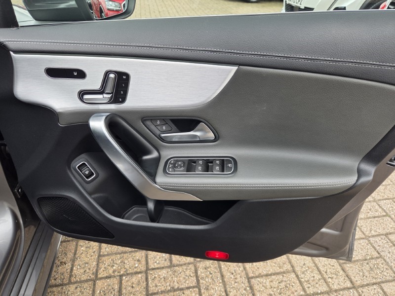2020 (20) MERCEDES-BENZ CLA 220d AMG Line Premium Plus 4dr Tip Auto 5721876