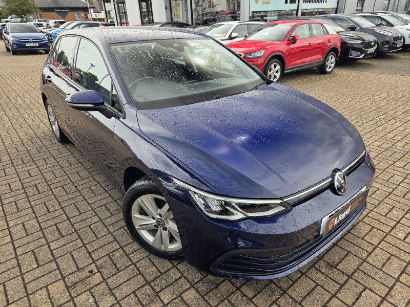 2021 (21) VOLKSWAGEN GOLF 1.5 TSI Life 5dr 5723940