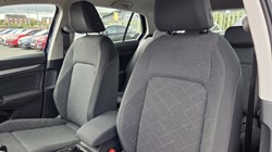 2021 (21) VOLKSWAGEN GOLF 1.5 TSI Life 5dr 5723960