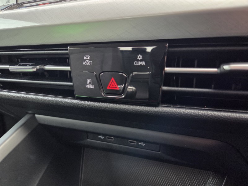 2021 (21) VOLKSWAGEN GOLF 1.5 TSI Life 5dr 5723970