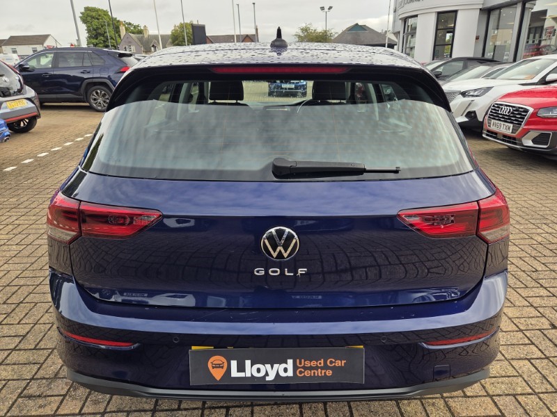 2021 (21) VOLKSWAGEN GOLF 1.5 TSI Life 5dr 5723947
