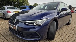 2021 (21) VOLKSWAGEN GOLF 1.5 TSI Life 5dr 5723942