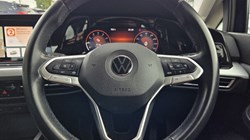 2021 (21) VOLKSWAGEN GOLF 1.5 TSI Life 5dr 5723967