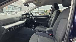 2021 (21) VOLKSWAGEN GOLF 1.5 TSI Life 5dr 5723959
