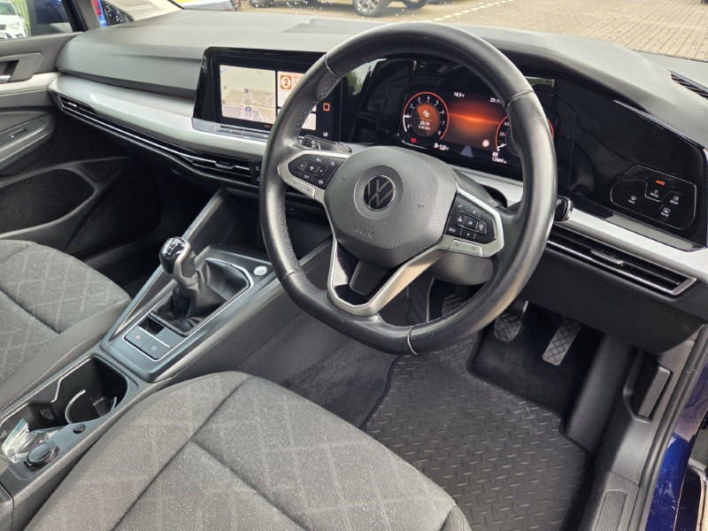 2021 (21) VOLKSWAGEN GOLF 1.5 TSI Life 5dr 5723964