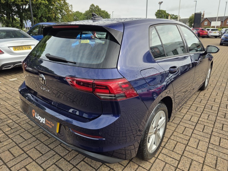 2021 (21) VOLKSWAGEN GOLF 1.5 TSI Life 5dr 5723948
