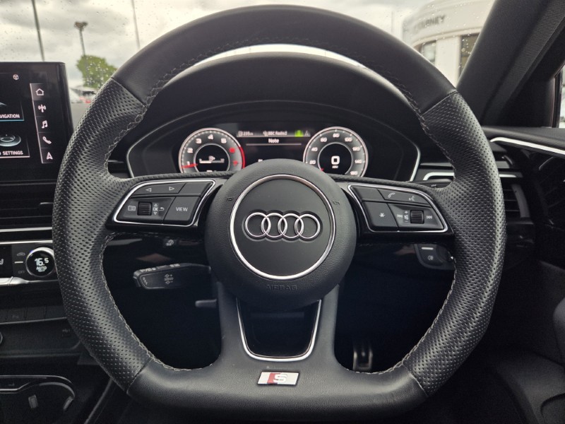 2022 (72) AUDI A4 40 TFSI 204 Black Edition 4dr S Tronic 5722130