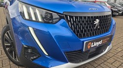 2020 (20) PEUGEOT 2008 1.2 PureTech 130 GT Line 5dr 5726772