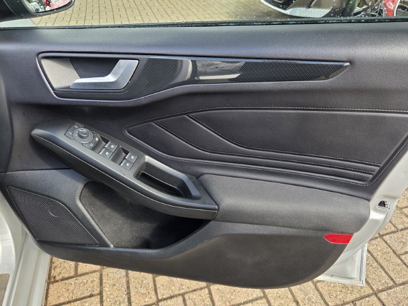 2023 (73) FORD FOCUS 1.0 EcoBoost ST-Line 5dr 5740953
