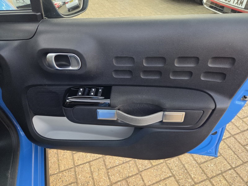 2017 (17) CITROEN C3 1.2 PureTech 82 Feel 5dr 5756684