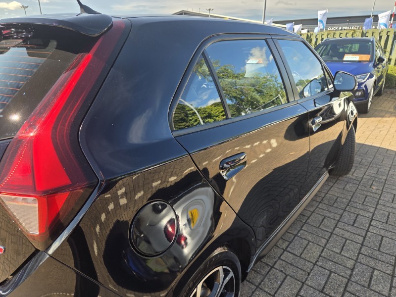 2022 (22) MG MOTOR UK MG3 1.5 VTi-TECH Exclusive 5dr [Navigation] 5740979