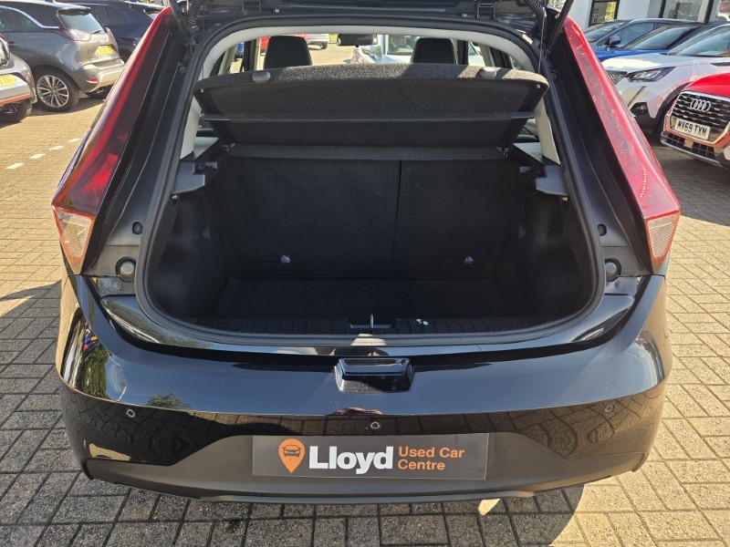 2022 (22) MG MOTOR UK MG3 1.5 VTi-TECH Exclusive 5dr [Navigation] 5740984