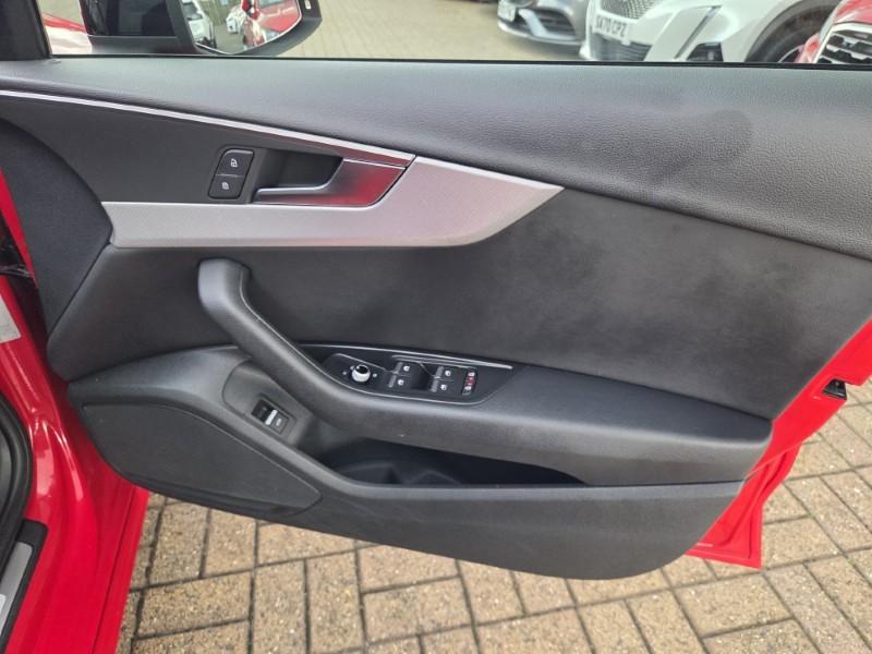 2021 (21) AUDI A4 35 TFSI Sport Edition 5dr S Tronic 5731811