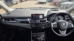 2019 (69) BMW 2 SERIES 218d Luxury 5dr 5731732