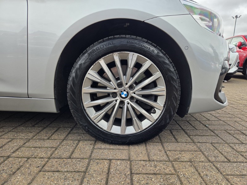2019 (69) BMW 2 SERIES 218d Luxury 5dr 5731713