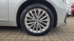 2019 (69) BMW 2 SERIES 218d Luxury 5dr 5731713