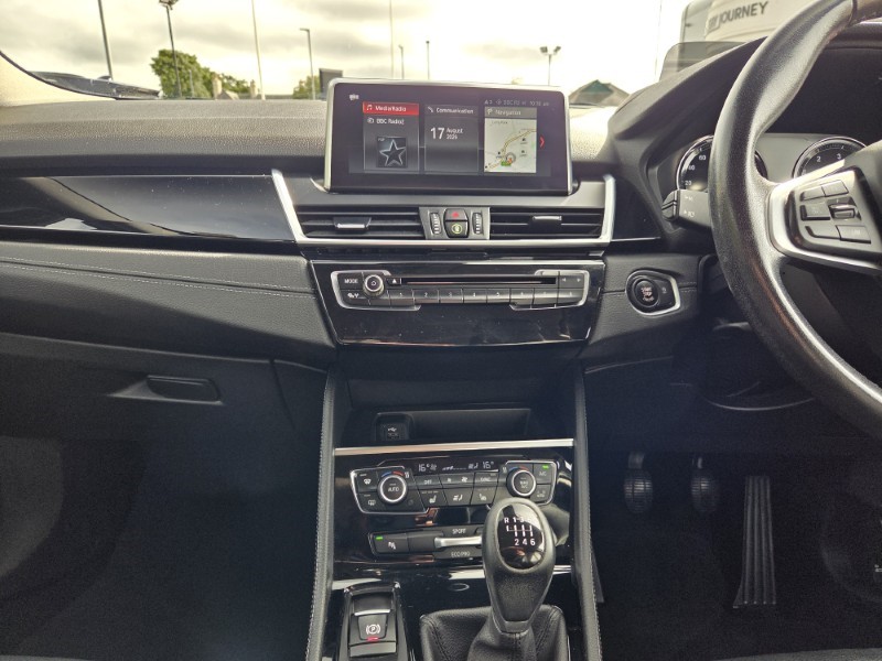 2019 (69) BMW 2 SERIES 218d Luxury 5dr 5731734