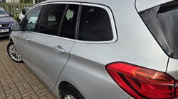 2019 (69) BMW 2 SERIES 218d Luxury 5dr 5731721
