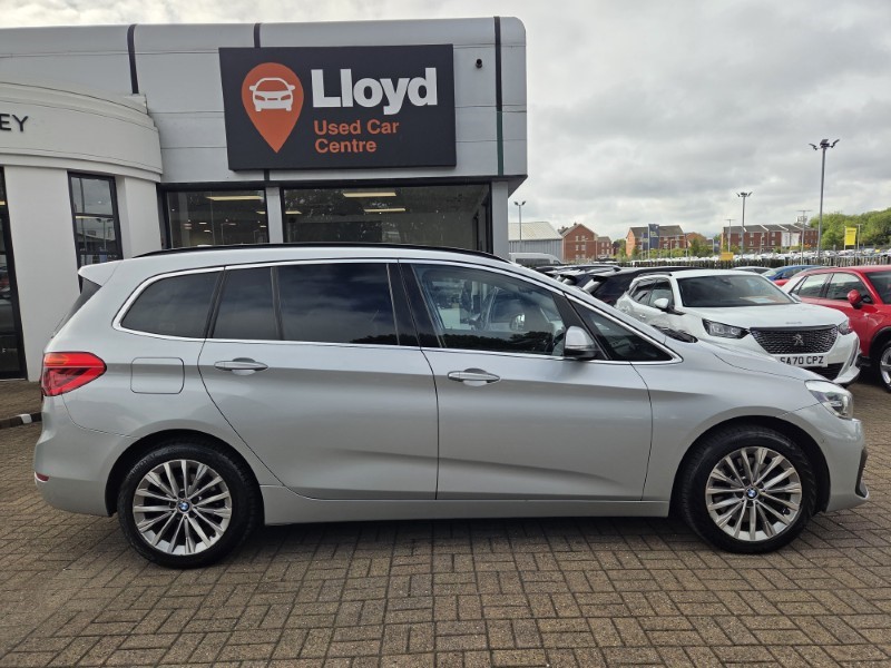 2019 (69) BMW 2 SERIES 218d Luxury 5dr 5731712