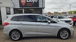 2019 (69) BMW 2 SERIES 218d Luxury 5dr 5731712