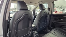 2019 (69) BMW 2 SERIES 218d Luxury 5dr 5731731