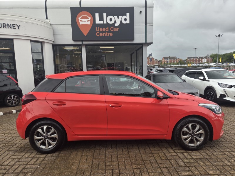 2019 (19) HYUNDAI I20 1.2 MPi SE 5dr 5731873