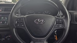 2019 (19) HYUNDAI I20 1.2 MPi SE 5dr 5731905