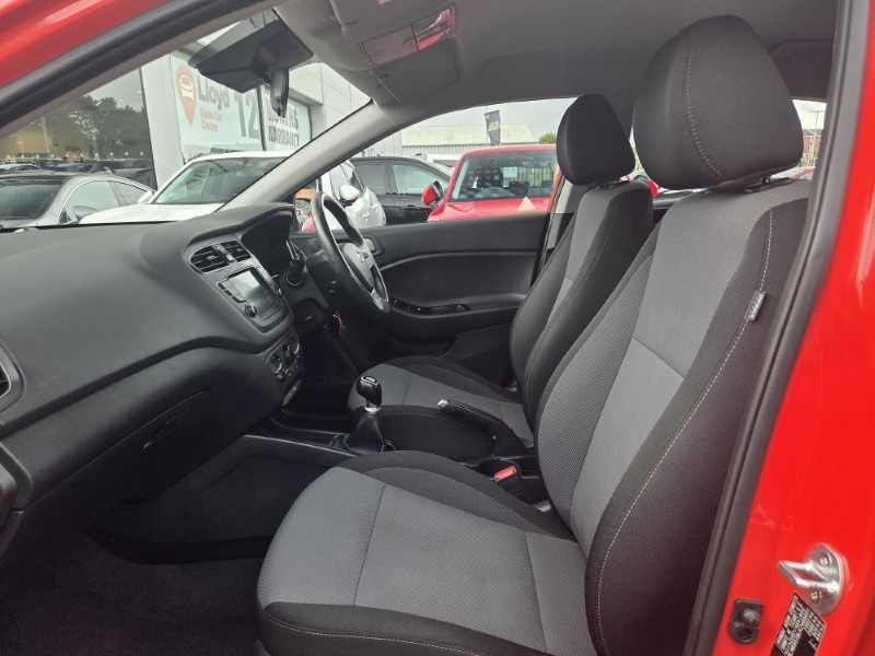 2019 (19) HYUNDAI I20 1.2 MPi SE 5dr 5731898