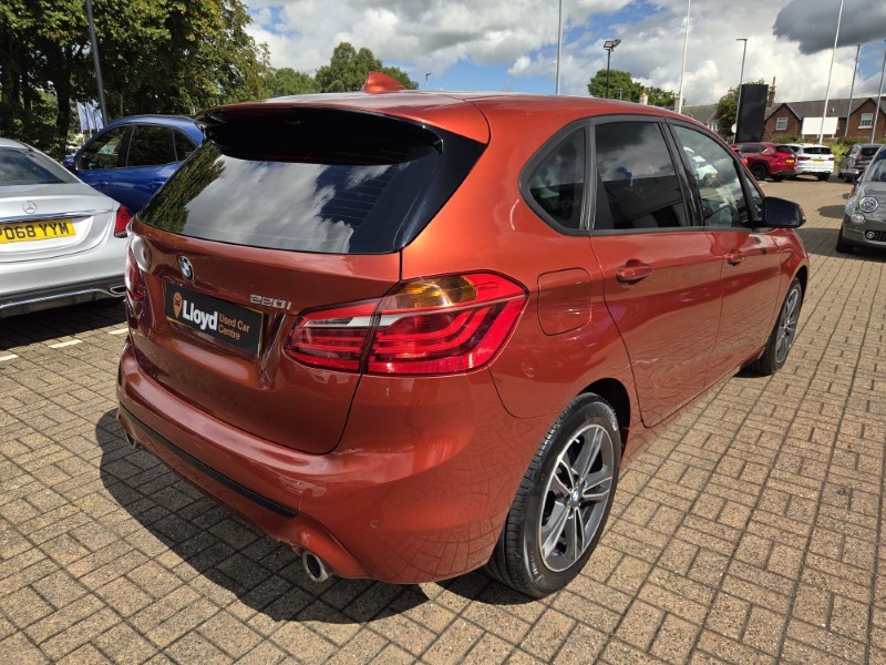 2019 (19) BMW 2 SERIES 220i Sport 5dr DCT 5741071