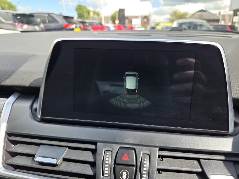 2019 (19) BMW 2 SERIES 220i Sport 5dr DCT 5741100