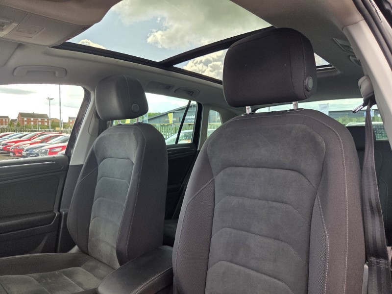 2018 (68) VOLKSWAGEN TIGUAN 2.0 TDi 150 SEL 5dr DSG 5736481