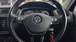 2018 (68) VOLKSWAGEN TIGUAN 2.0 TDi 150 SEL 5dr DSG 5736487