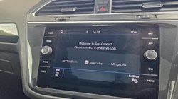 2018 (68) VOLKSWAGEN TIGUAN 2.0 TDi 150 SEL 5dr DSG 5736496