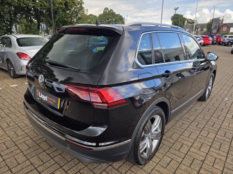 2018 (68) VOLKSWAGEN TIGUAN 2.0 TDi 150 SEL 5dr DSG 5736469