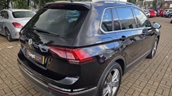2018 (68) VOLKSWAGEN TIGUAN 2.0 TDi 150 SEL 5dr DSG 5736469