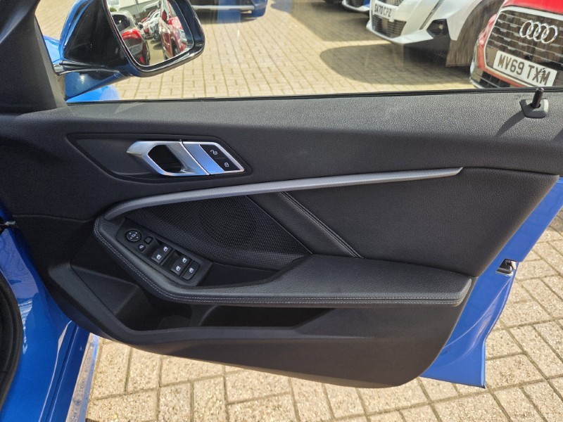 2020 (20) BMW 1 SERIES 118i M Sport 5dr Step Auto 5741175