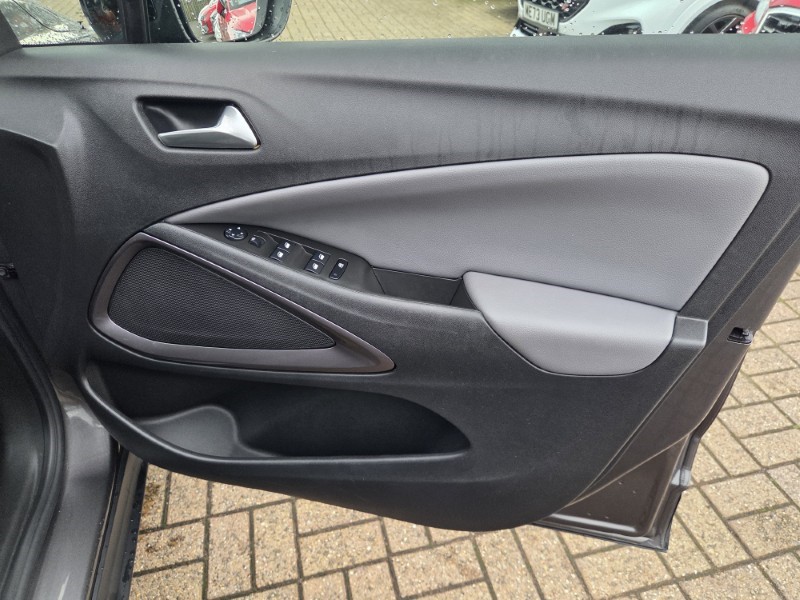2019 (69) VAUXHALL CROSSLAND X 1.2T [130] Business Edition Nav 5dr [S/S] 5770506