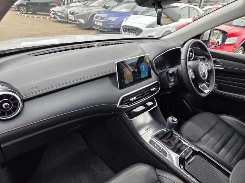2024 (74) MG MOTOR UK HS 1.5 T-GDI Trophy 5dr 5753164