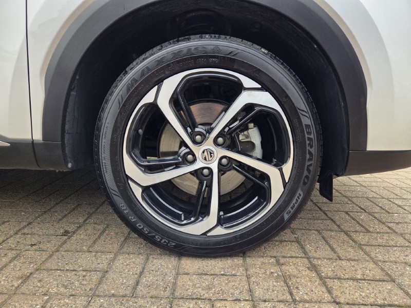 2024 (74) MG MOTOR UK HS 1.5 T-GDI Trophy 5dr 5753141