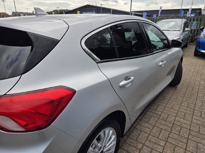 2019 (19) FORD FOCUS 1.5 EcoBlue 120 Titanium 5dr 5750701