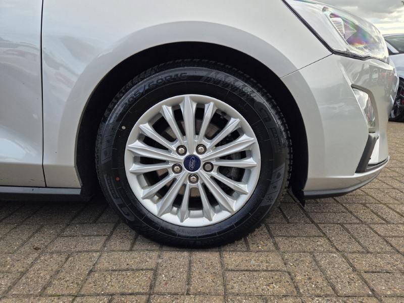 2019 (19) FORD FOCUS 1.5 EcoBlue 120 Titanium 5dr 5750692