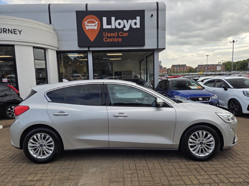 2019 (19) FORD FOCUS 1.5 EcoBlue 120 Titanium 5dr 5750691