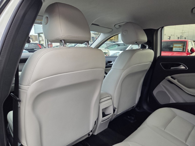 2018 (68) MERCEDES-BENZ GLA 200 SE 5dr Auto 5750605