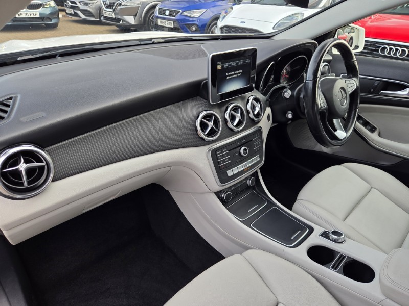 2018 (68) MERCEDES-BENZ GLA 200 SE 5dr Auto 5750611