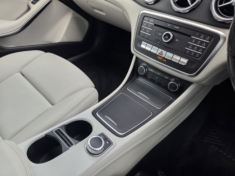 2018 (68) MERCEDES-BENZ GLA 200 SE 5dr Auto 5750620