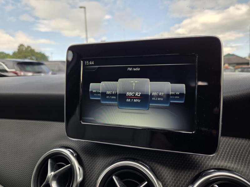 2018 (68) MERCEDES-BENZ GLA 200 SE 5dr Auto 5750625