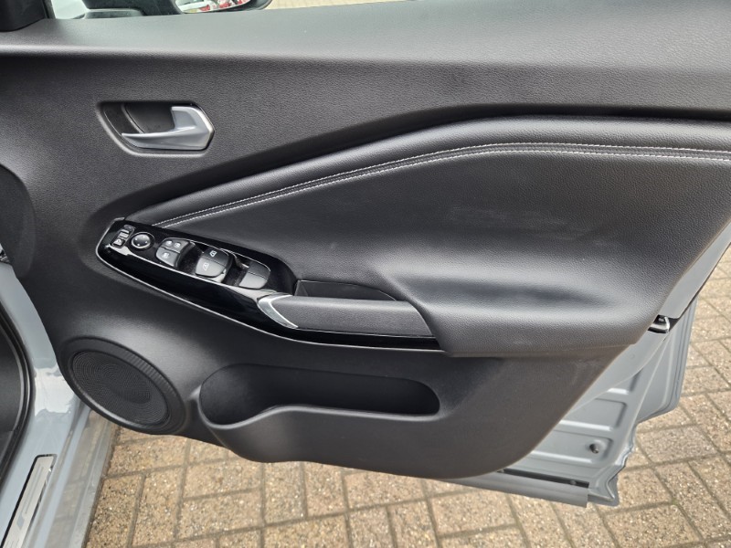 2025 (25) NISSAN JUKE 1.6 Hybrid Tekna 5dr Auto 5759488